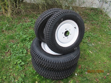 Kit white turf wheels 12 -16"  - Iseki : Sial, TF15, TM, TM215, TM223
